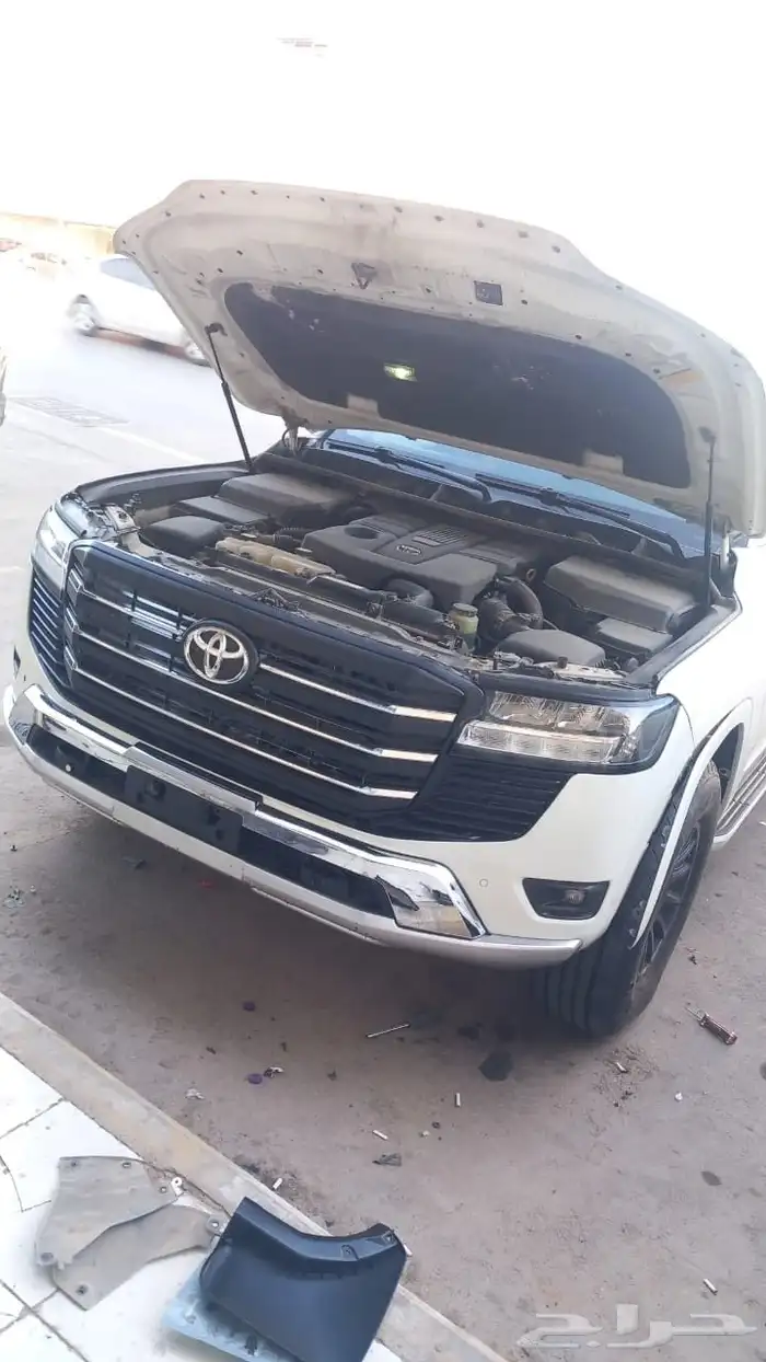 صدامات لاندكروزر 2025 38