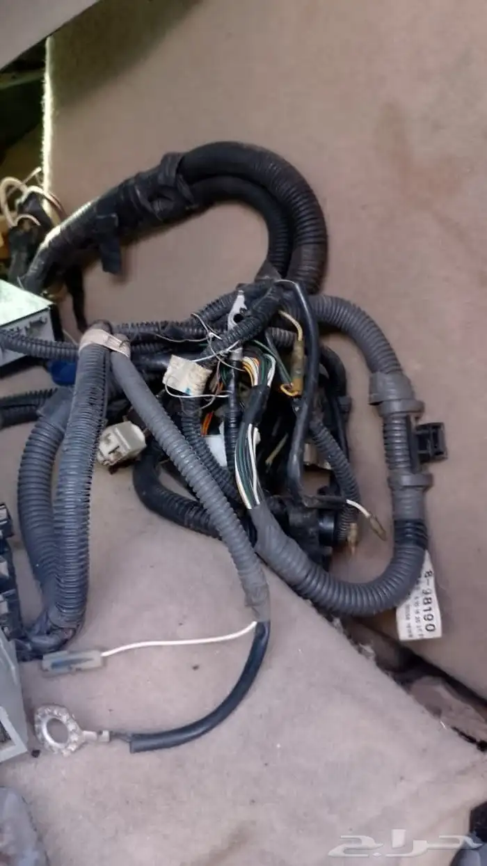 قطع غيار ونيت سوزو اصلي للبيع تشليح سيارت 3