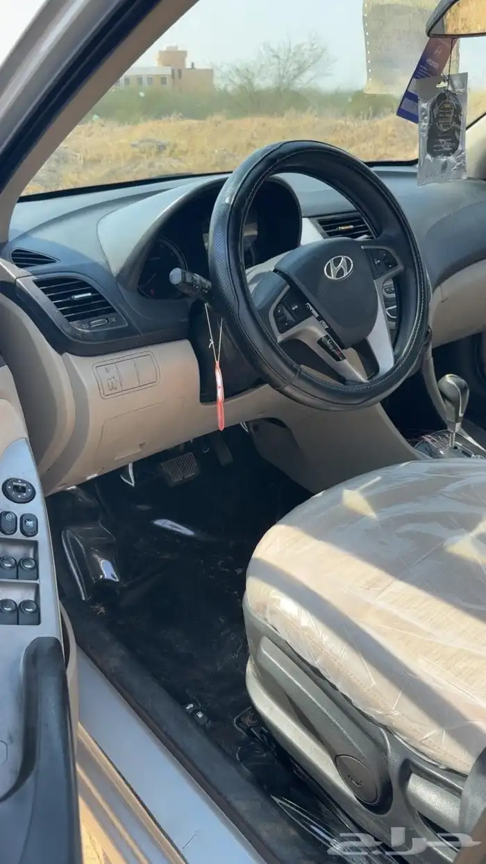 أكسنت مديل 2015 ماشيه 342 ألف الحد 24 ألف بل كامل فتحه سقف 8