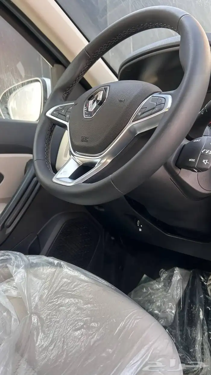 رينو داستر 2024 لدى شركة عبدالمجيد الخضر للسيارات 5