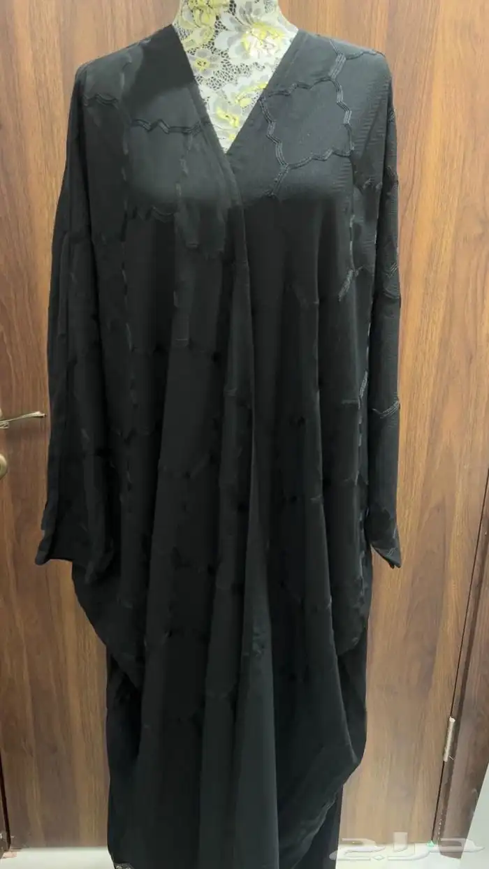 عبايات فخمه من فنون التراث وبوتيك موزان في دبي مقاس 60-59 12