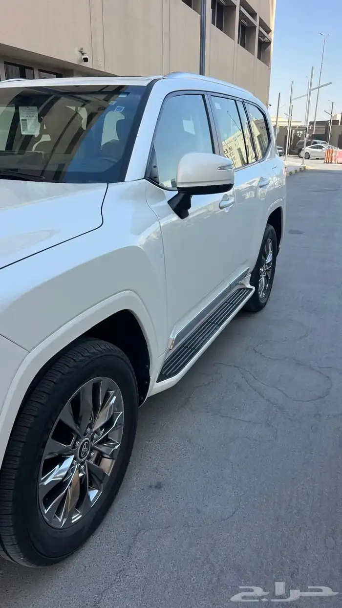 لاند كروزر 2023 ديزل 1