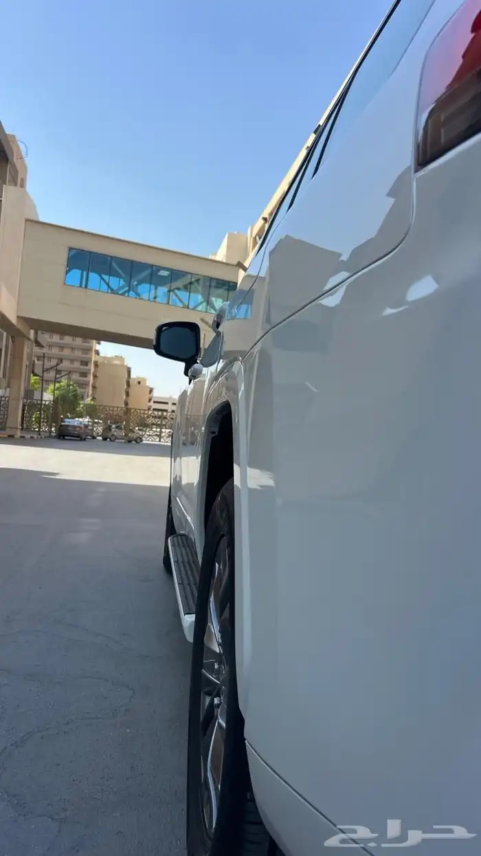 لاند كروزر 2023 ديزل 14