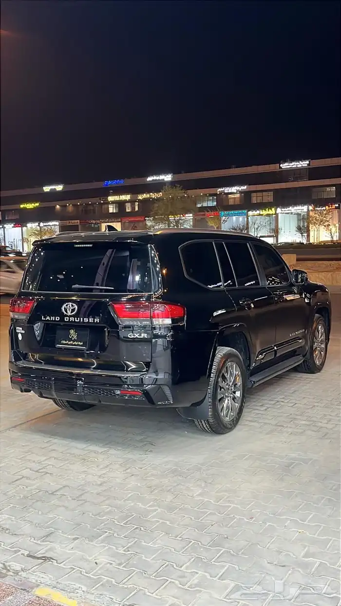 للإيجار لاند كروزر شركة قرناس للتأجير السيارات 2