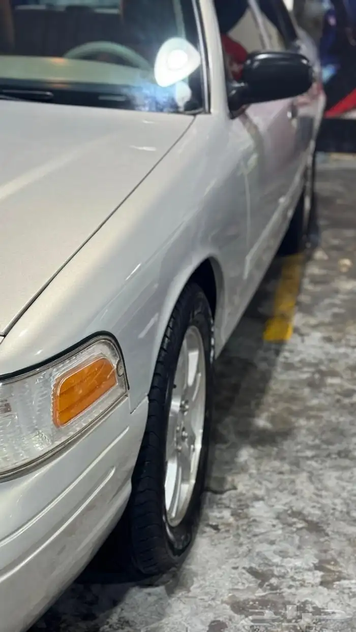 بسم الله توكلنا على الله للبيع فورد فكتوريا 2011 19