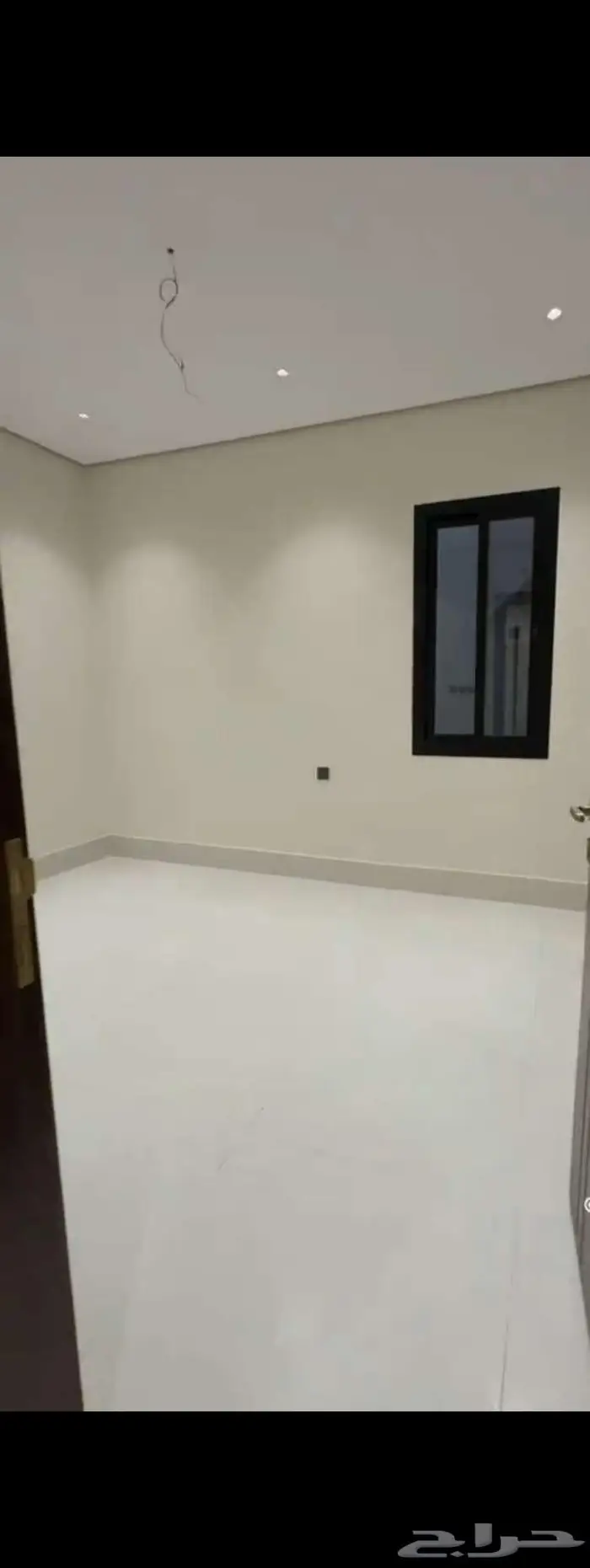 للبيع شقة دور ثاني حي الاخضر خمس وصاله 580الف 0