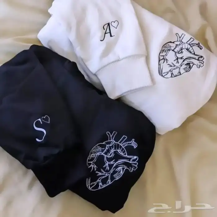 بلوفرات شتوية بطابع خاص طقمك مع صديقك أو حبيبك وأسلوبكم و 7