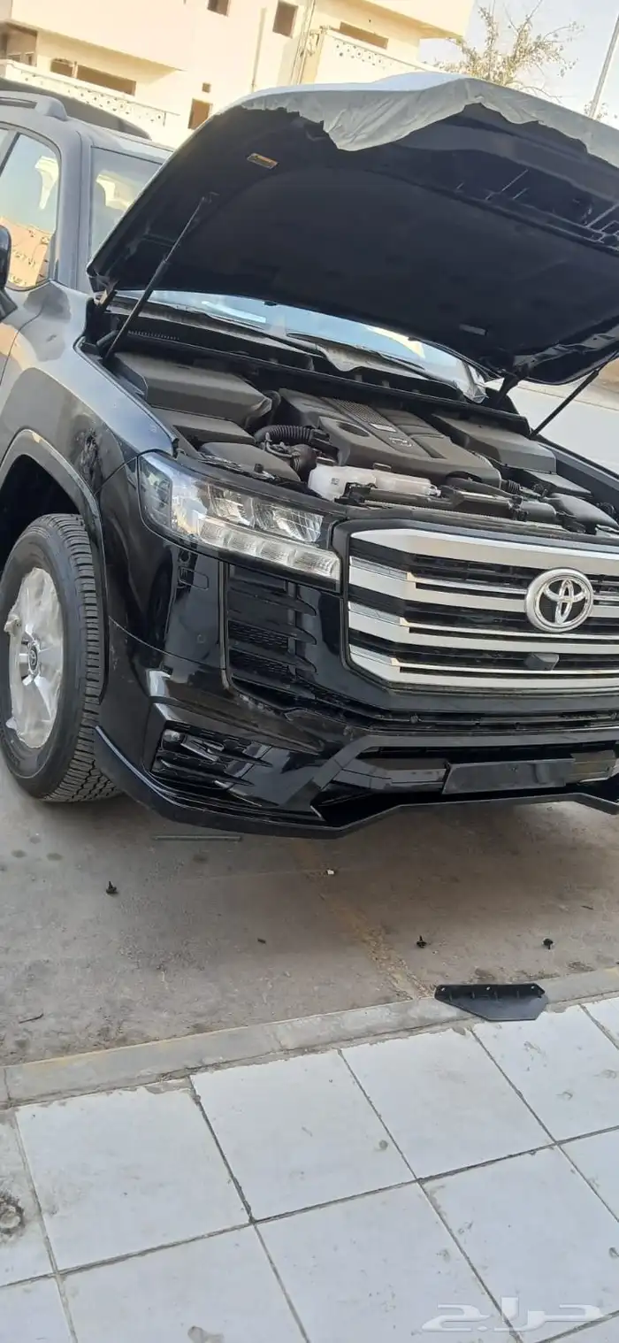 صدامات لاندكروزر 2025 31