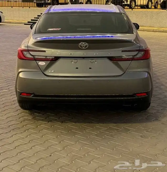 للبيع كامري 2025 تيتانيوم Le نص فل ( اصفار ) عرض خاص 3