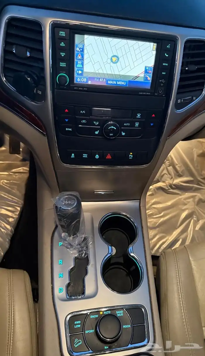 جيب شيروكي 25