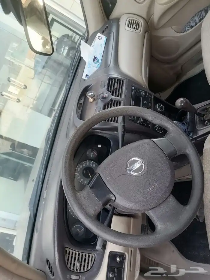 نيسان صني 2010 بسعر 9 آلاف 3