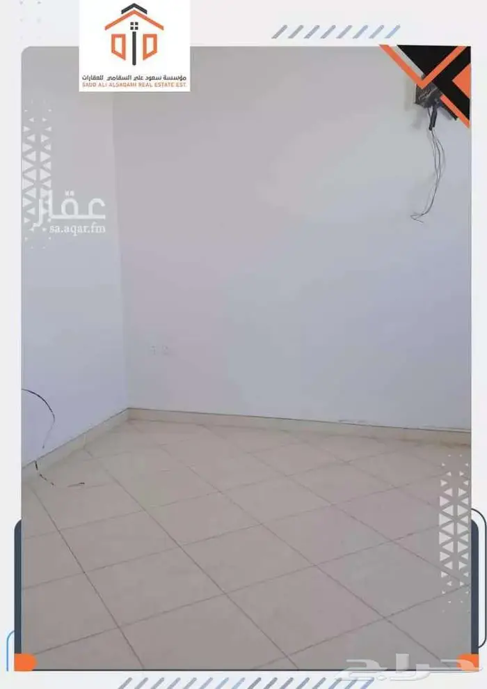 دور علوي ثان للايجار في فله حي الملك فهد 2