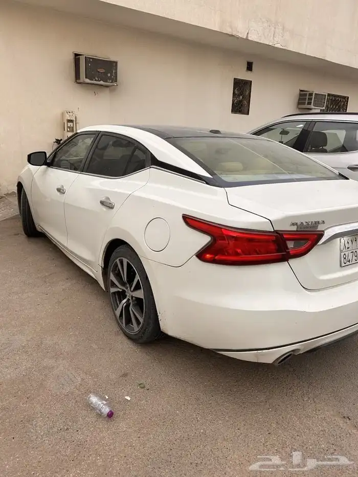 نيسان مكسيما موديل 2017فل الممشى 219 فيها رش خفيف من الخلف م 1