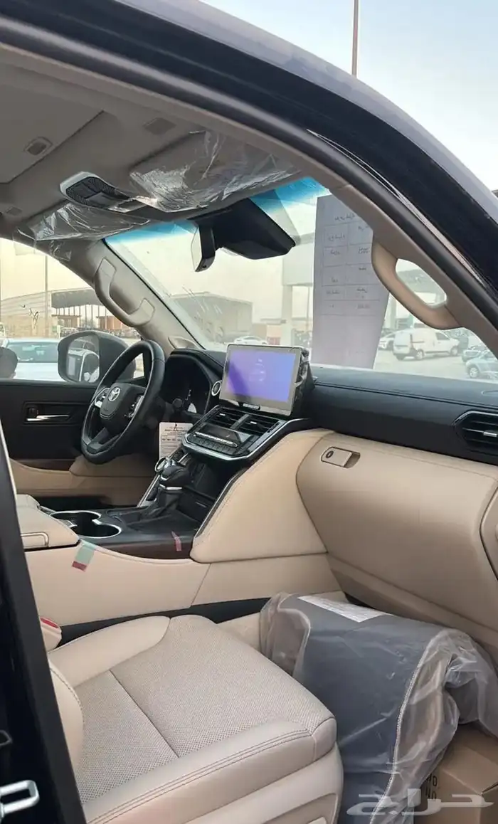 لاند كروزر 2025 L5 بطاقة جمركيه . 6