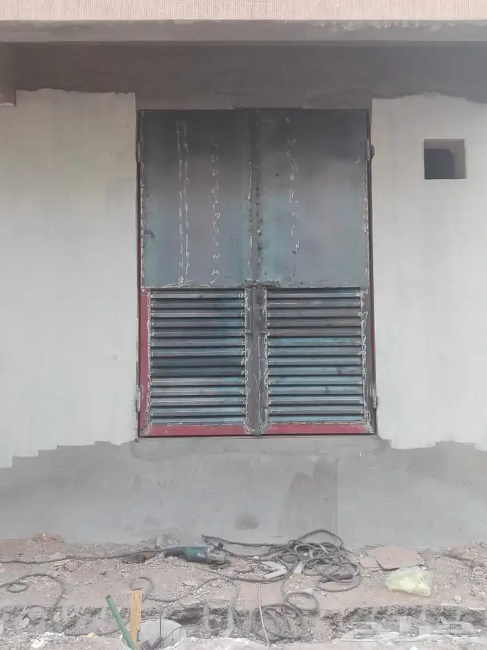 حداد مظلات. شينكو ( رقم الجوال يظهر عند الضغط على زر تواصل 4