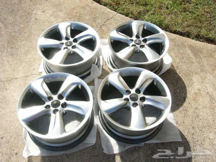 تتوفر لديناجميع انواع جنوط اللكزس Lexuse بجميع الاحجام 32