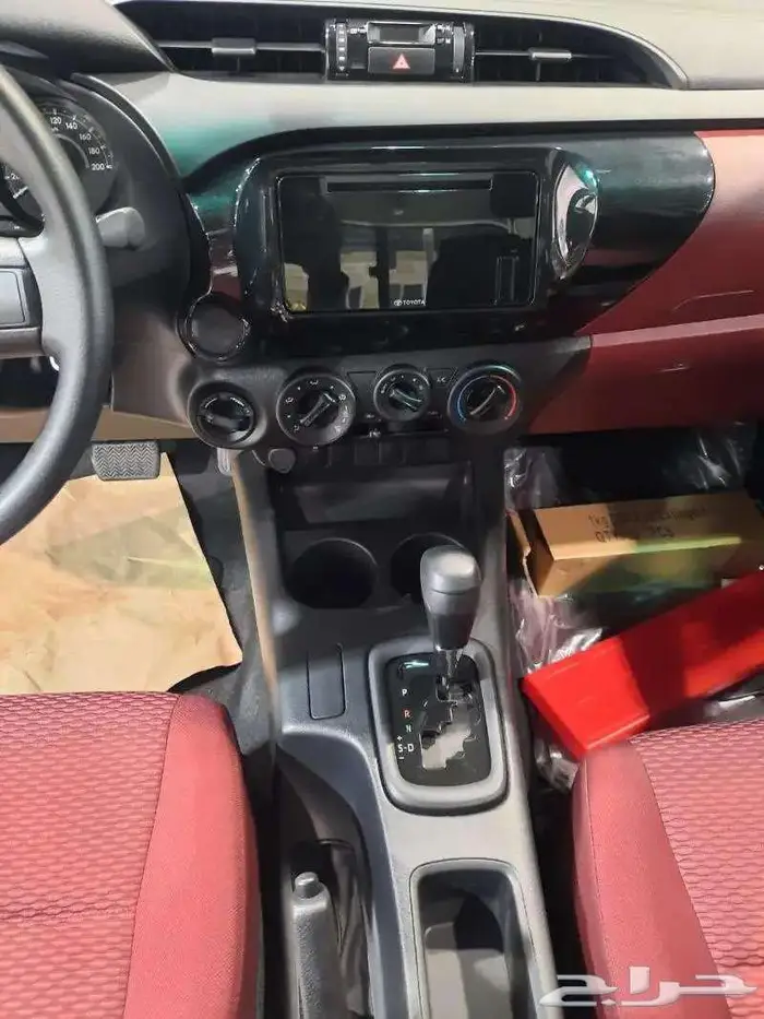 تويوتا هايلوكس بريمي سلق 2025 ديزل 2.4 قير اتوماتيك 8