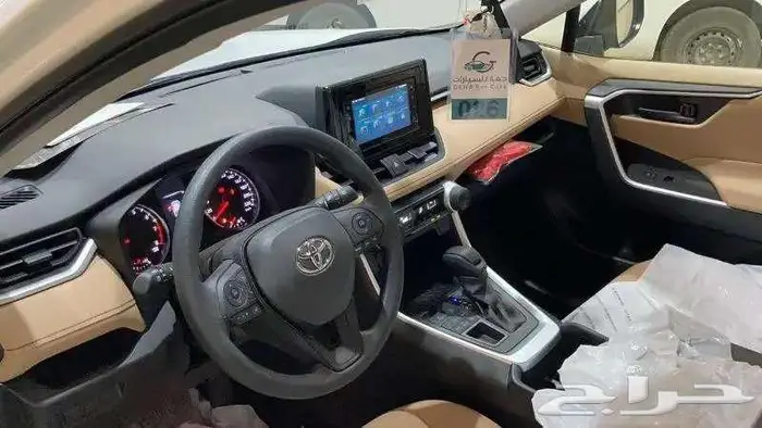 تويوتا راف فور ستاندر دبل وبدون دبل 2025 4