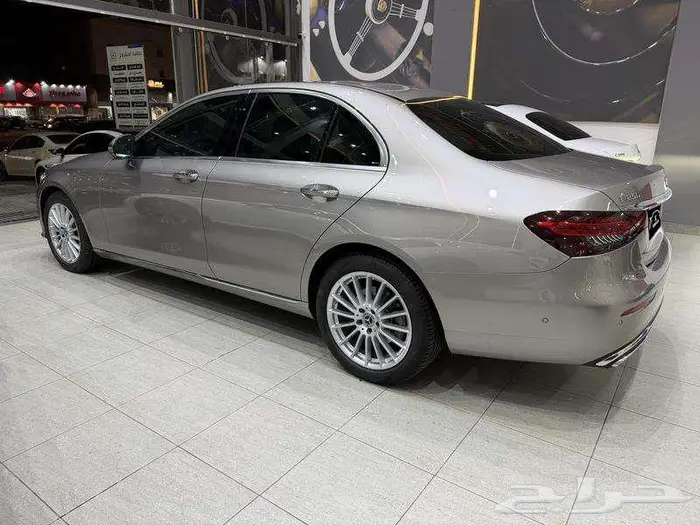 مرسيدس اي 250 - 2022 E250 5