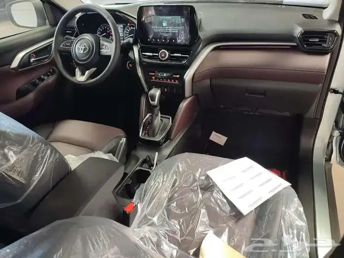 تويوتا أوربان كروزر 2026 9