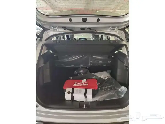 تويوتا أوربان كروزر 2026 13