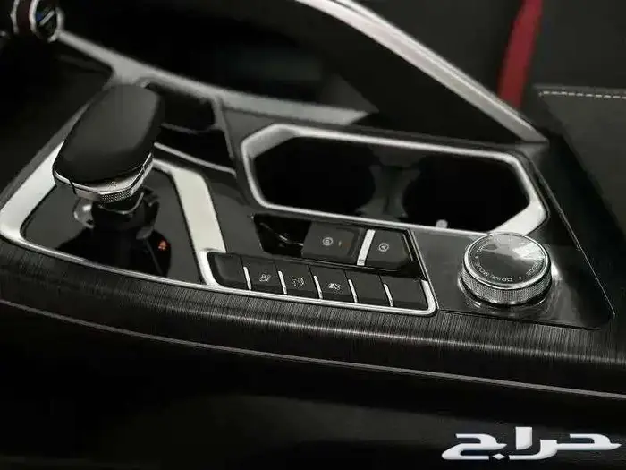 جيلي توجيلا - 2023 - الشكل القديم - فل كامل 7