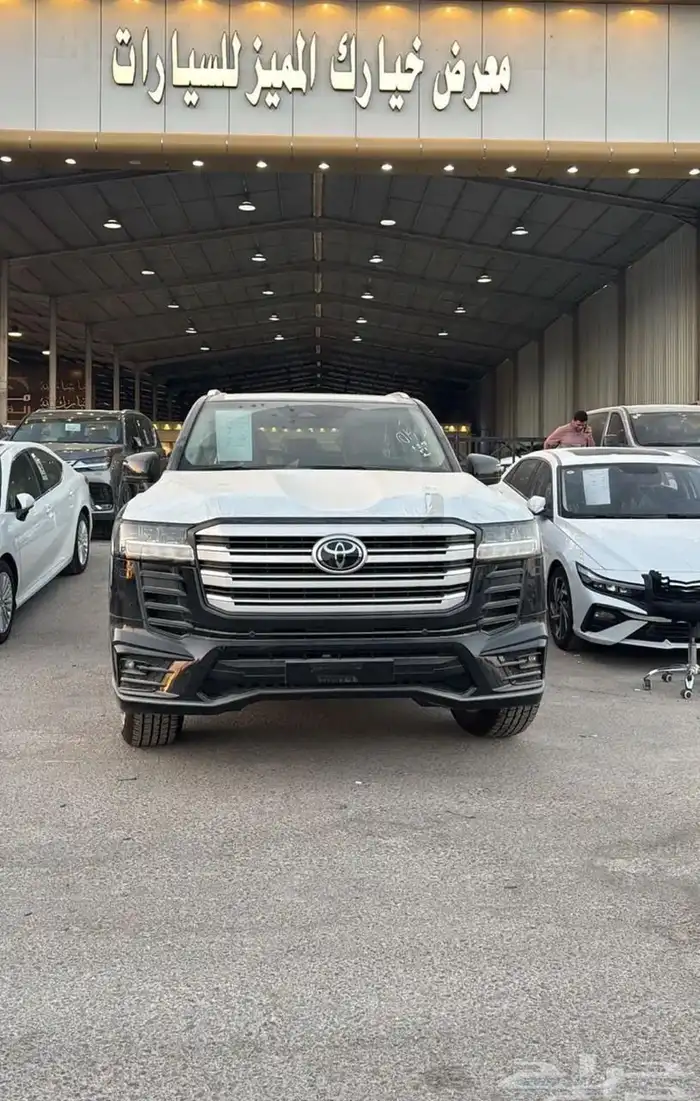لاند كروزر 2025 L5 بطاقة جمركيه . 2