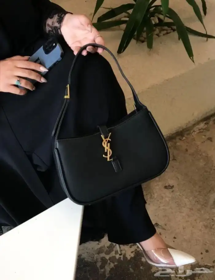 شنط ماركه توصيل فوري جده ورياض باقي المدن شحن لجميع المملكة 18