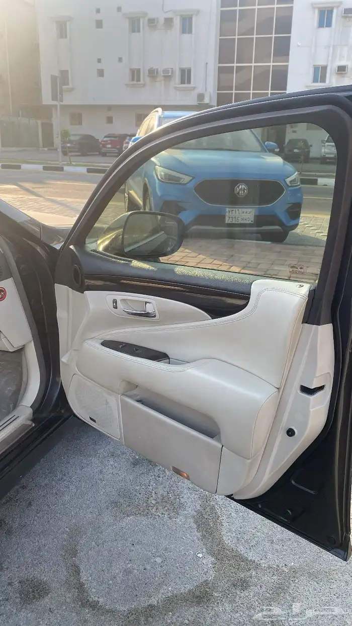 لكزس 460L vib 14