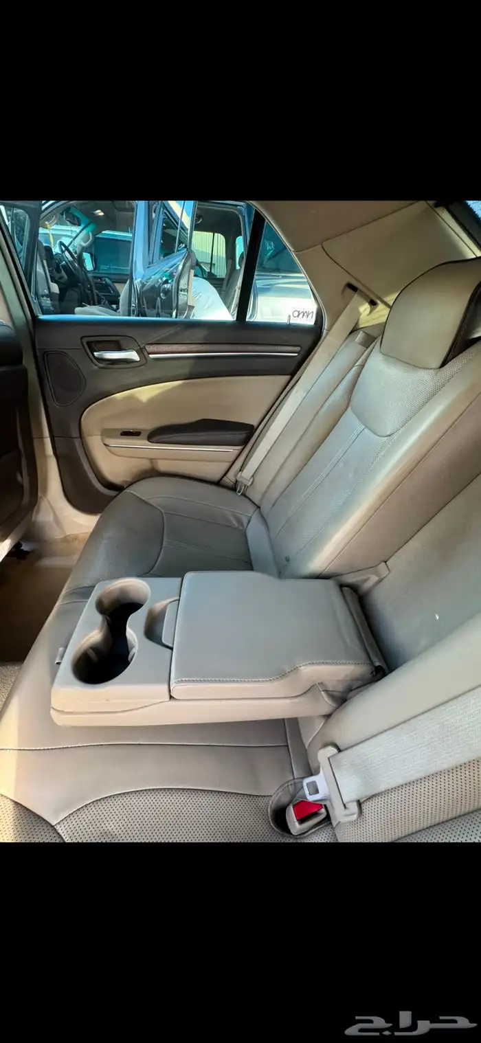 مراتب كرايسلر اكزاكتيف 3