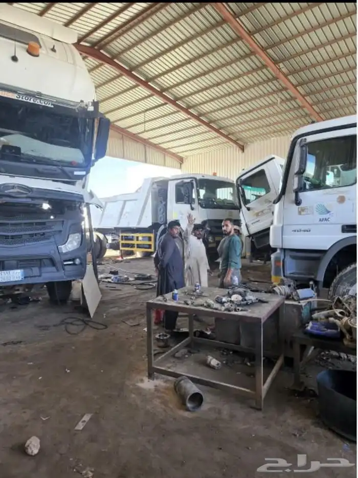 ورشه شاحنات وبكلينات ودينات 0