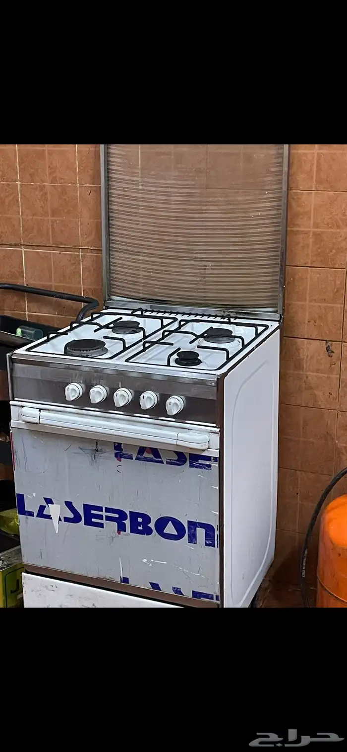 مساند مشب و فرشه و بتجاز و دولاب مطبخ و اربعه مكيفات 0