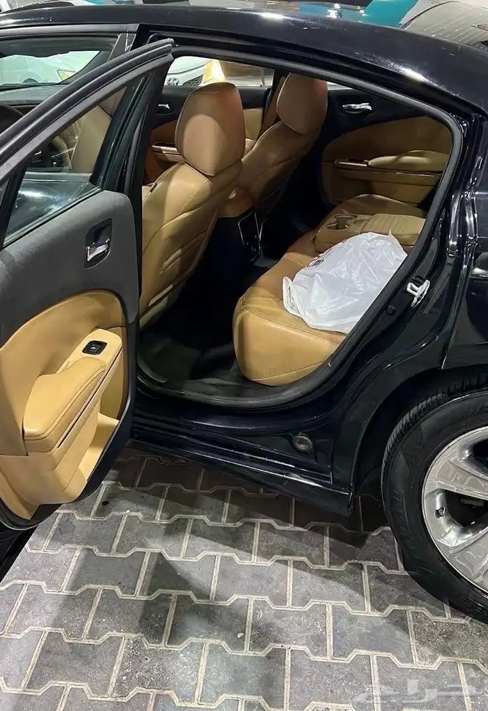 دوج تشارجر فل كامل 8