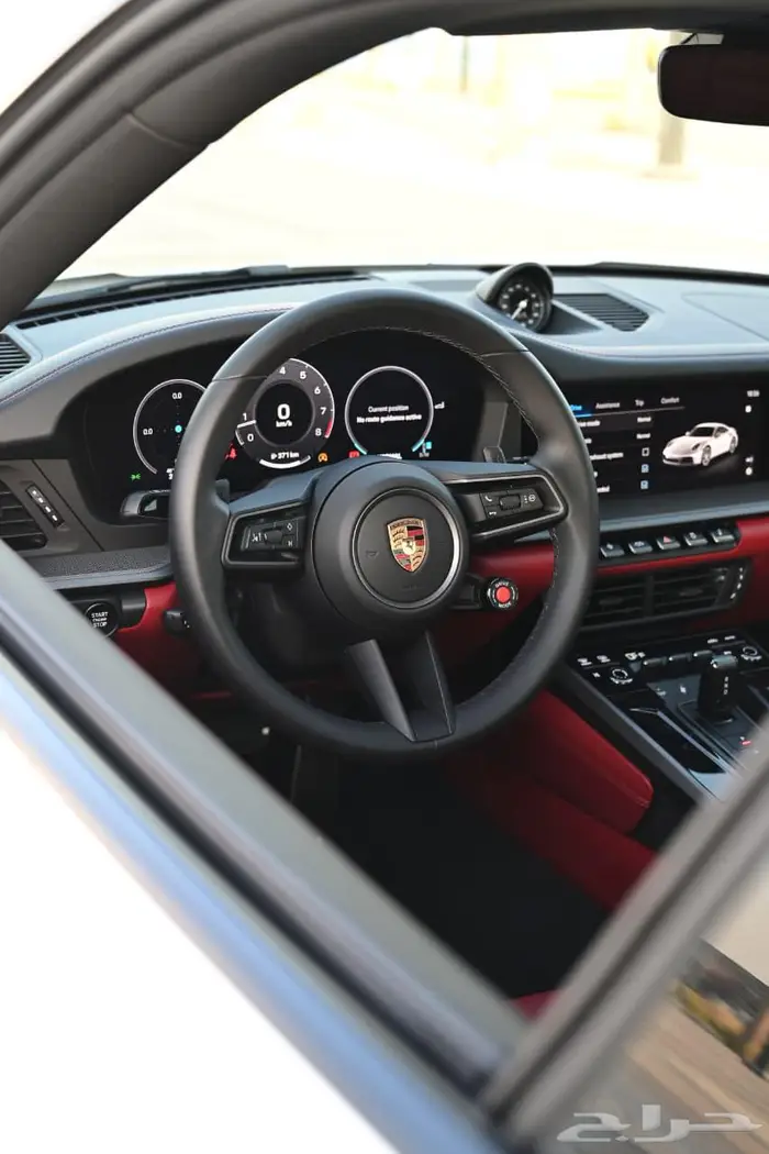 بورش 911 كاريرا 2025 مميزات عالية 22