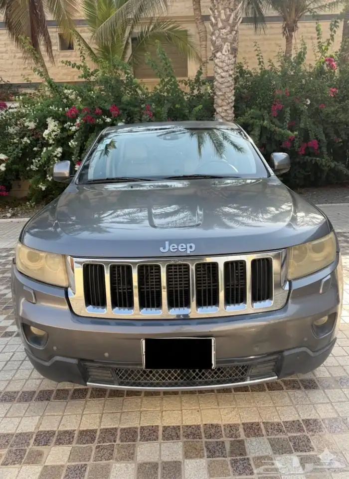 جيب غراند شيريوكي 2012 9