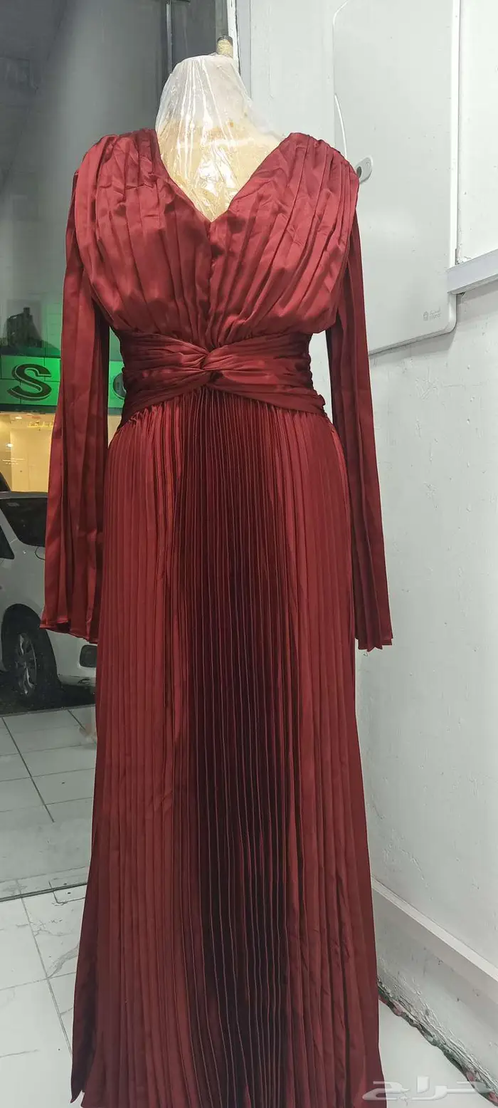 فستان سهرة جديد للبيع بسبب ما جاء نفس مقاسي 3