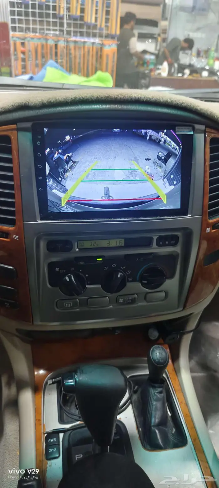 شاشه لاند كروزر 2006 1