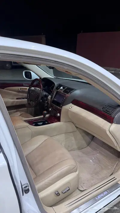 لكزس 460 سعودي . مديل 2010 index