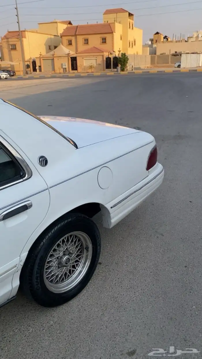 فورد جراند ماركيز 1995 5