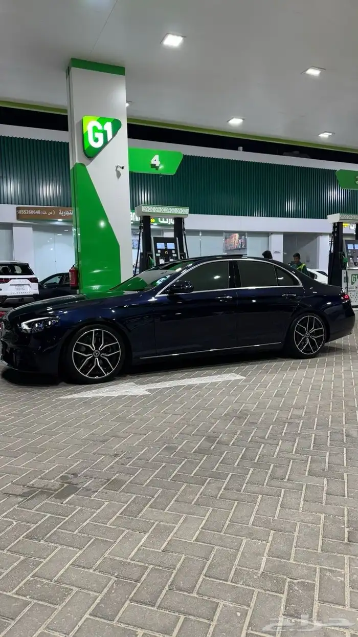مورسيدس 2022 E300. فئة kit AMG 1
