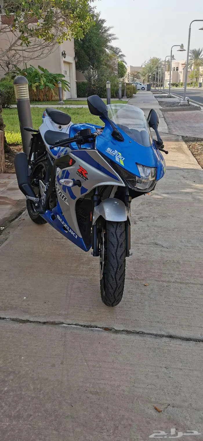 GSX-R 125 SUZUKI MODEL 2022 0