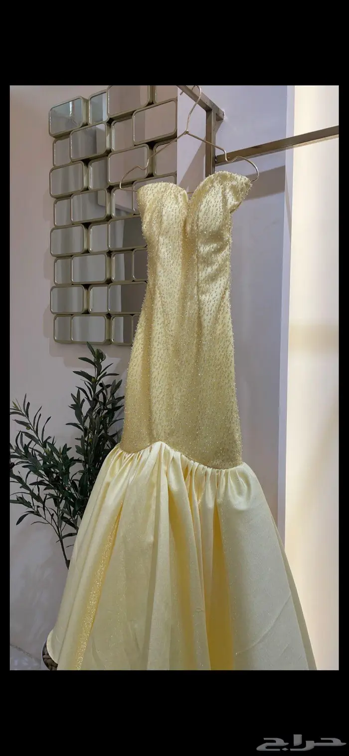 فستان جديد اصفر بارد مقاس سمول 0