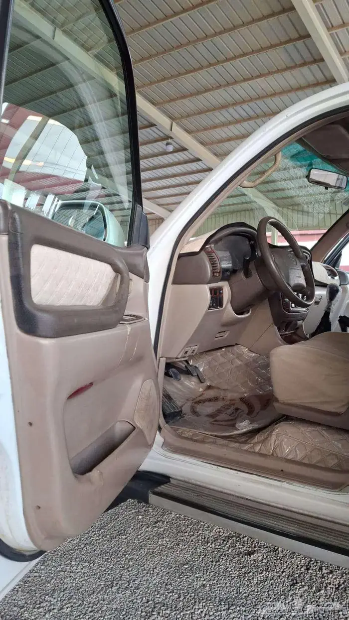 تويوتا لاندكروزر جي اكس ار دبل قير عادي 2002 5