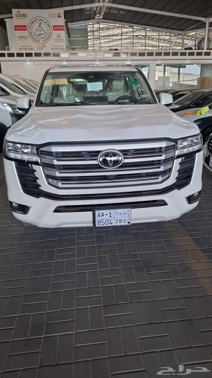 جي اكس ار 2025 ابيض L4 0