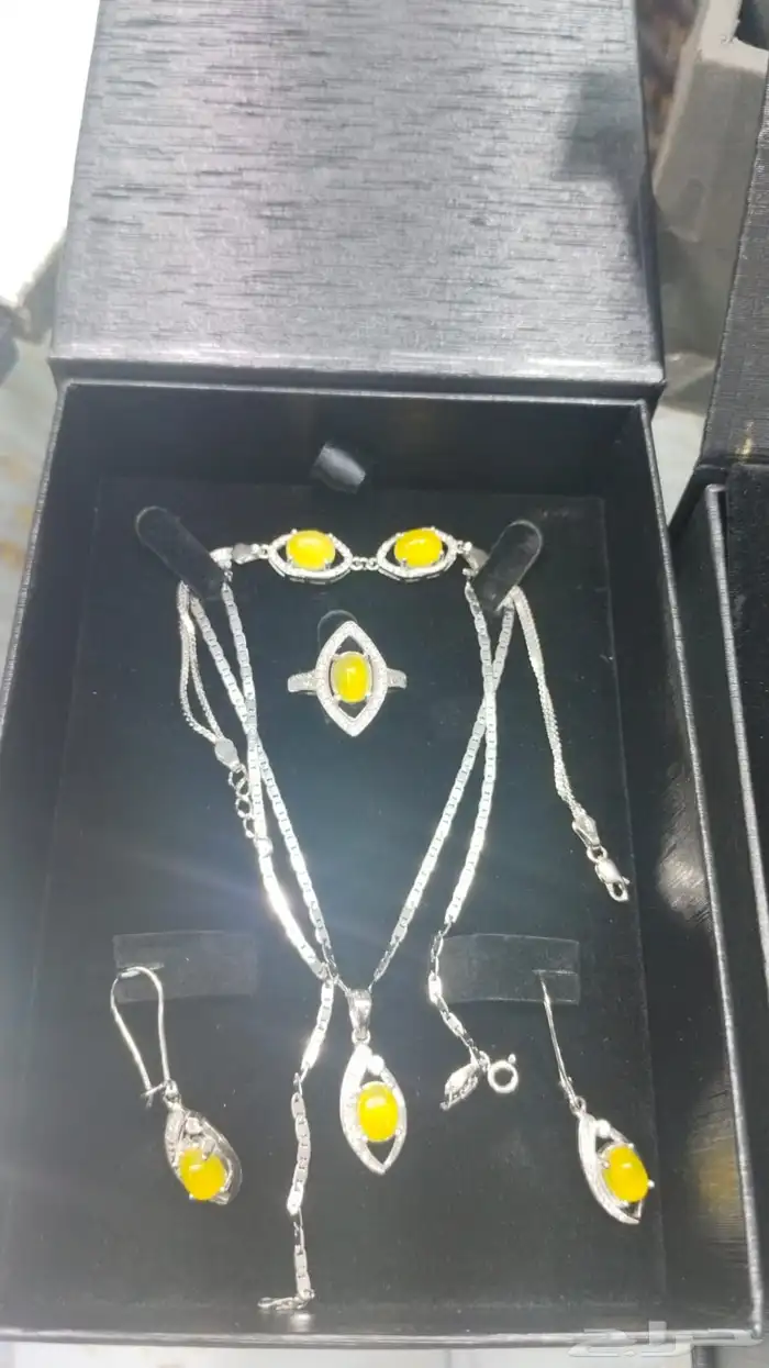اطقم وخواتم فضه بأحجار مميزه 2