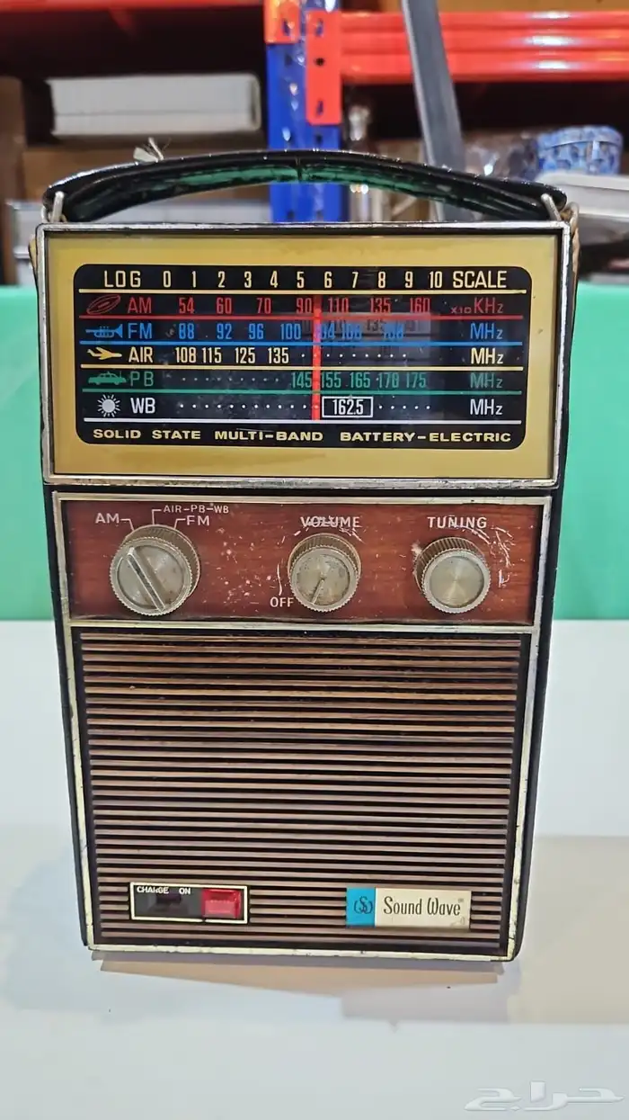 راديو شكل متميز 0