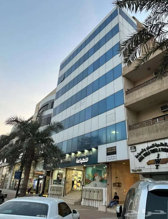 مكتب للإيجار في الخبر 1