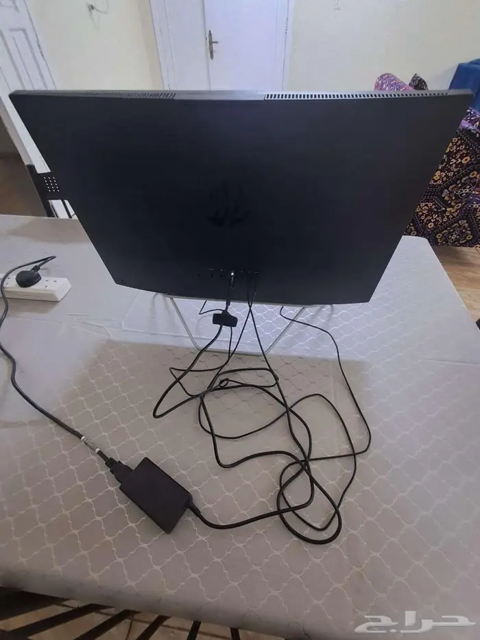 كمبيوتر مكتبي hp شاشة لمس جديد 2