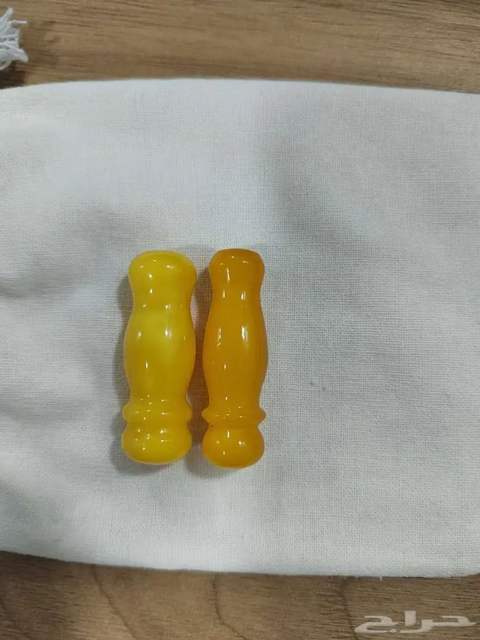 شواهد كهرمان طبيعي 0