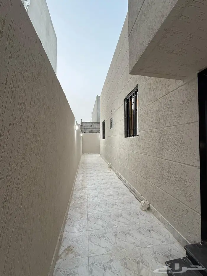 للبيع دور في ضاحيه الاسكان جليل الطايف 4